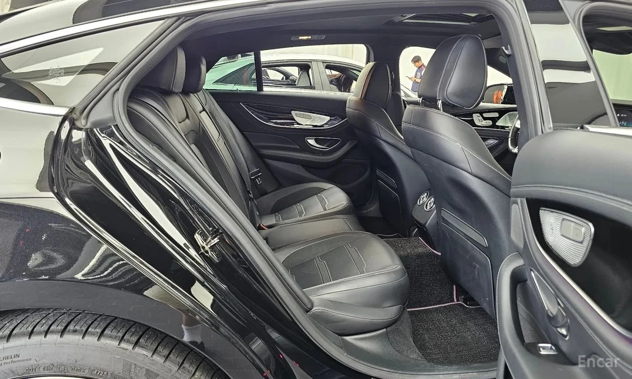 Mercedes-Benz AMG GT 43 AMG 4MATIC+ * ФИКСИРАНА ЦЕНА ДО БЪЛГАРИЯ* , снимка 11 - Автомобили и джипове - 56025086