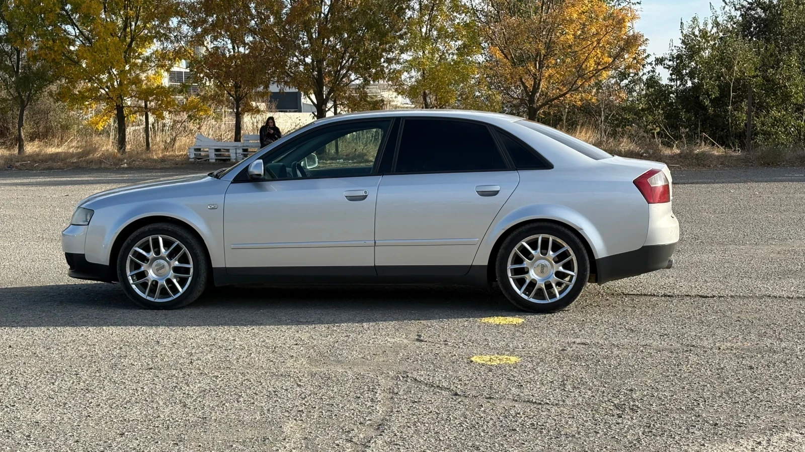 Audi A4 2.0i, снимка 8 - Автомобили и джипове - 56450773