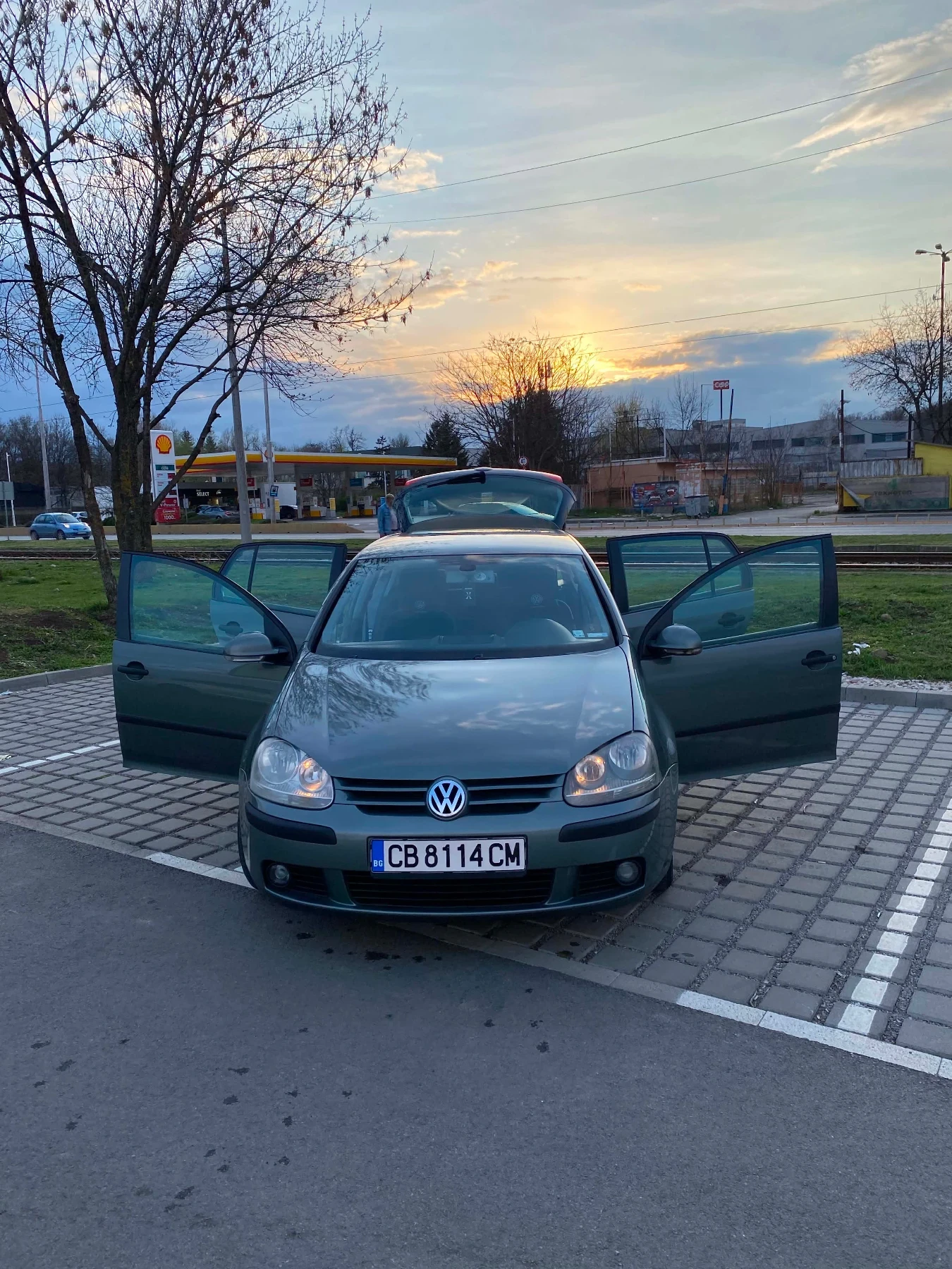 VW Golf 1.6