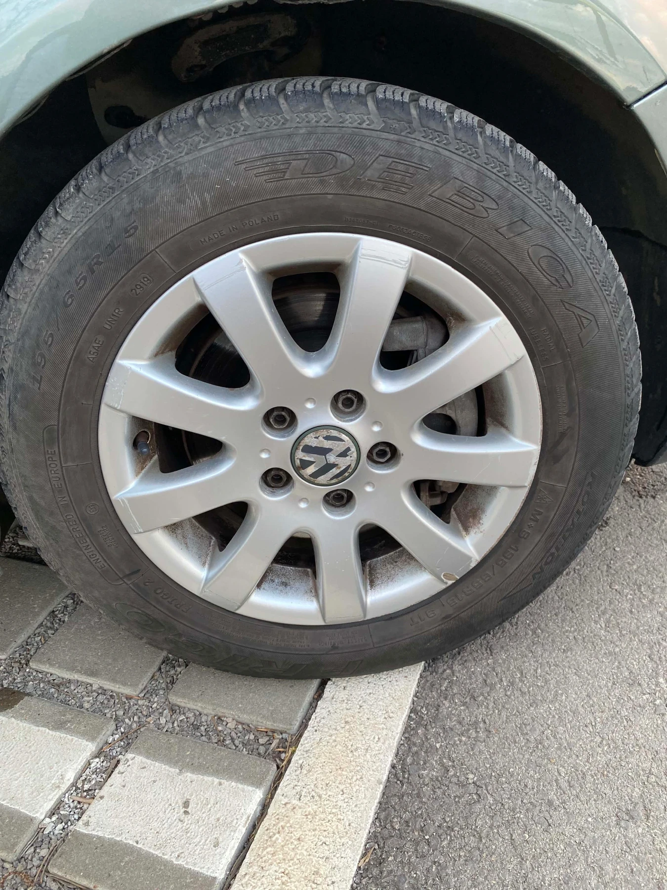 VW Golf 1.6, снимка 5 - Автомобили и джипове - 56644161