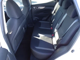 Nissan Qashqai 1.2 DIG-T  61745 км., снимка 9