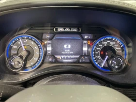 Dodge RAM 1500 * Limited * 4x4 * 5.7 HEMI * CARFAX, снимка 11