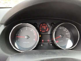 Nissan Qashqai 2, 0dci 150ps NAVI - цена по договаряне - 77387166 11