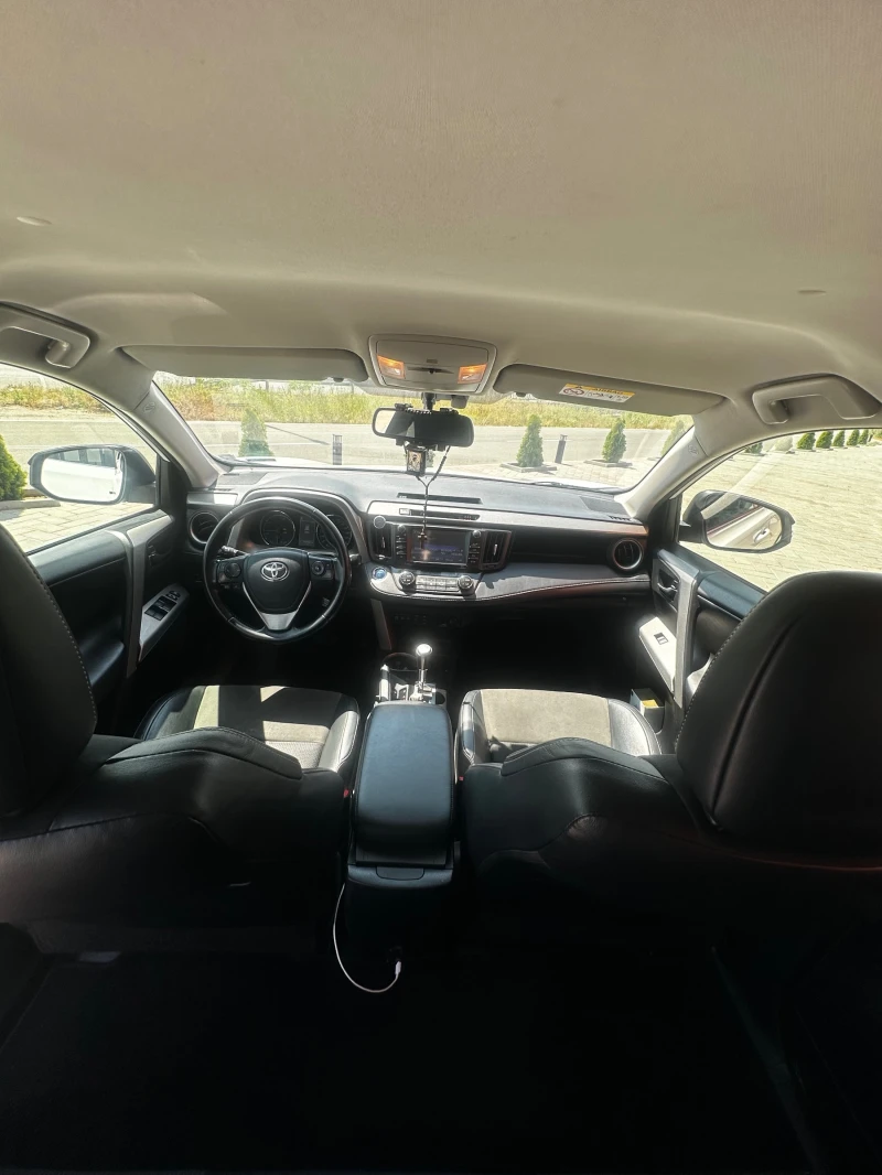 Toyota Rav4, снимка 13 - Автомобили и джипове - 52583951