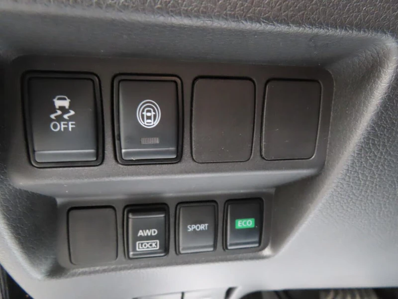 Nissan Qashqai МЪРТВА ТОЧКА* КАМЕРА* ПОДГРЕВ , снимка 14 - Автомобили и джипове - 52936466