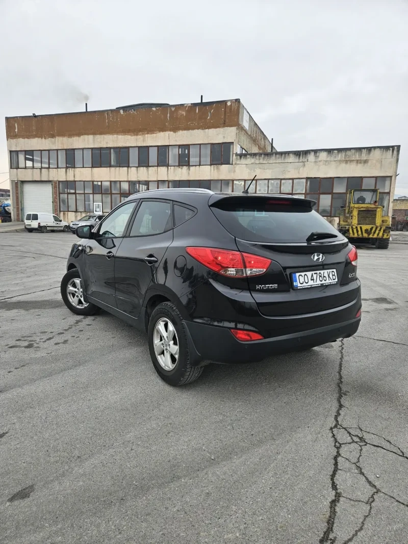 Hyundai IX35, снимка 3 - Автомобили и джипове - 52638150