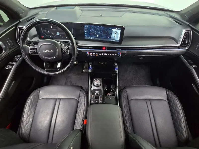 Kia Sorento 360 КАМЕРИ * МЪРТВА ТОЧКА * ПОДГР. ОБДУХ* ПАНО, снимка 6 - Автомобили и джипове - 55563504