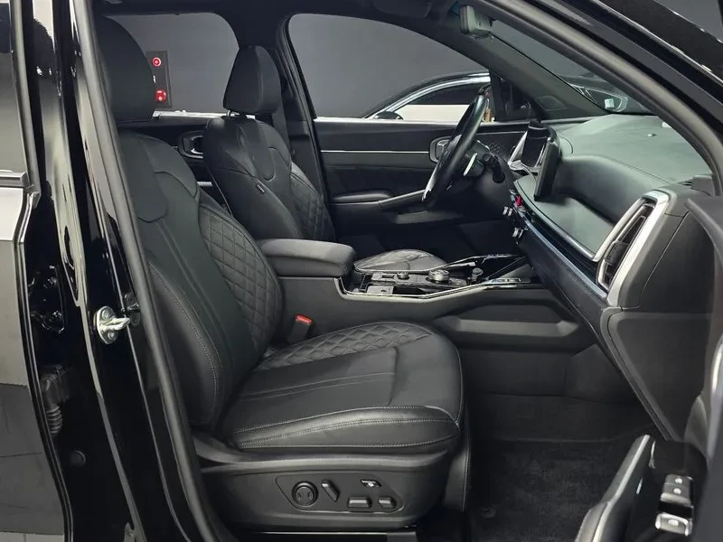 Kia Sorento 360 КАМЕРИ * МЪРТВА ТОЧКА * ПОДГР. ОБДУХ* ПАНО, снимка 14 - Автомобили и джипове - 55563504