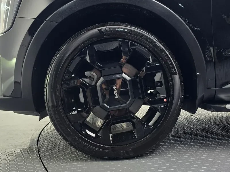 Kia Sorento 360 КАМЕРИ * МЪРТВА ТОЧКА * ПОДГР. ОБДУХ* ПАНО, снимка 17 - Автомобили и джипове - 55563504