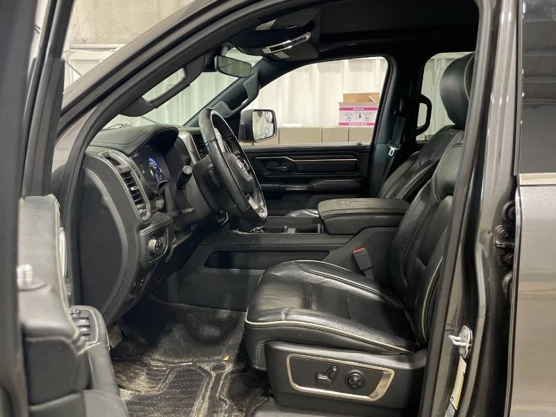 Dodge RAM 1500 * Limited * 4x4 * 5.7 HEMI * CARFAX, снимка 8 - Автомобили и джипове - 55951761