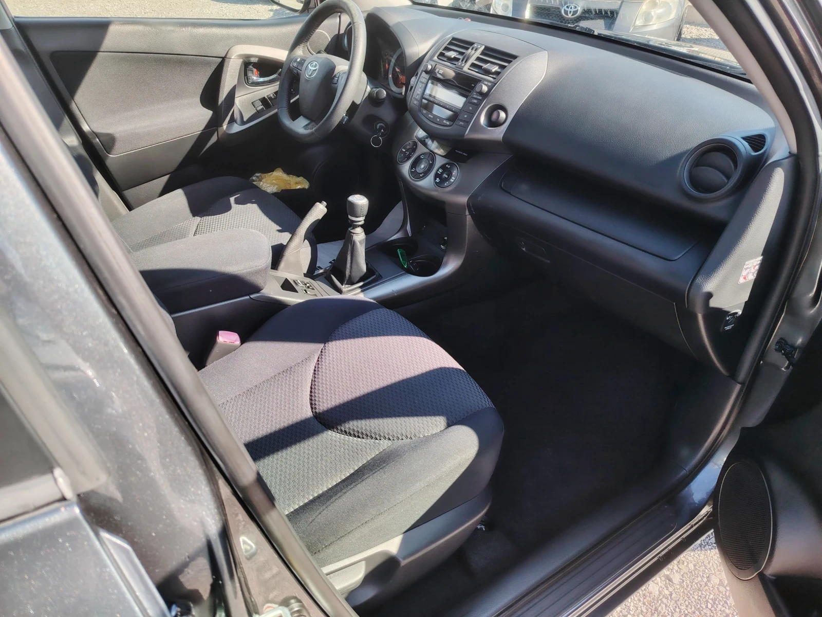 Toyota Rav4 CROSSOVER - изображение 5