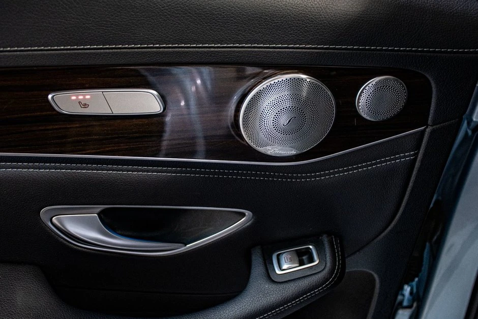 Mercedes-Benz GLC 300 AMG* PANO* 4 ПОДГРЕВА* ПАМЕТ* BURMESTER - изображение 10