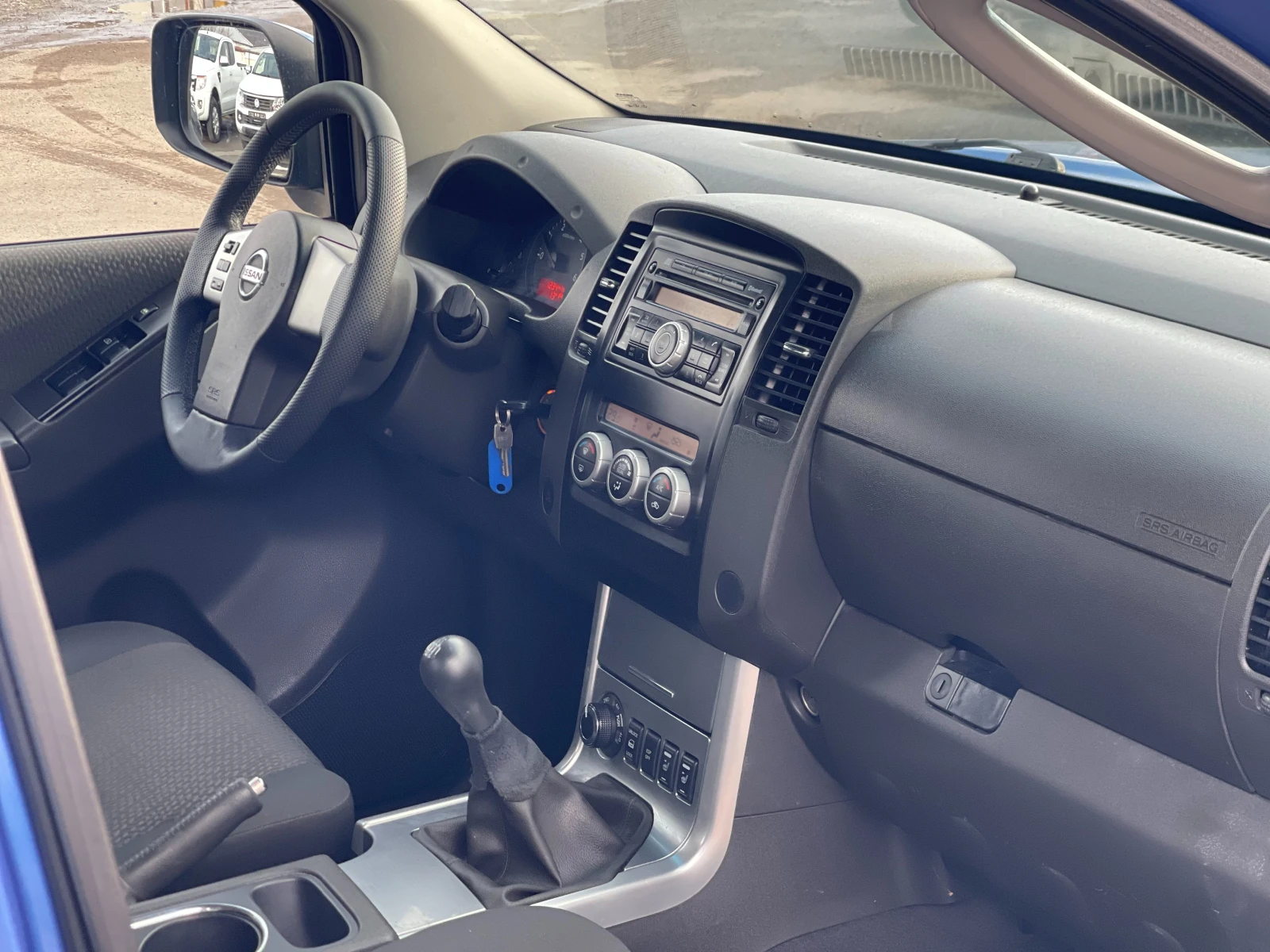 Nissan Navara 2.5DCi 4x4 Facelift - изображение 10