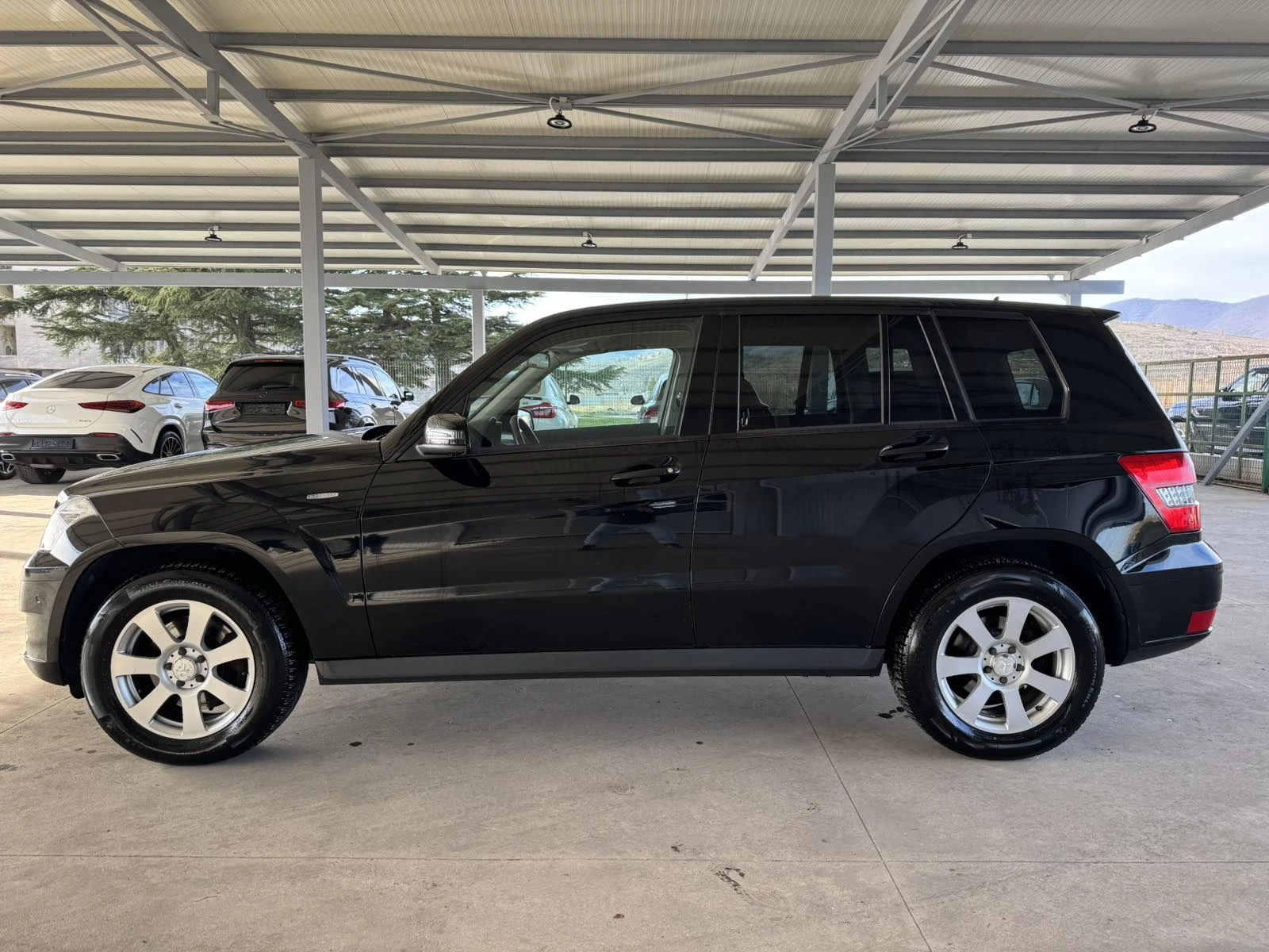 Mercedes-Benz GLK 220 CDI* 170ps* 4MATIC* XENON* ПАРКТРОНИК, снимка 2 - Автомобили и джипове - 53798927