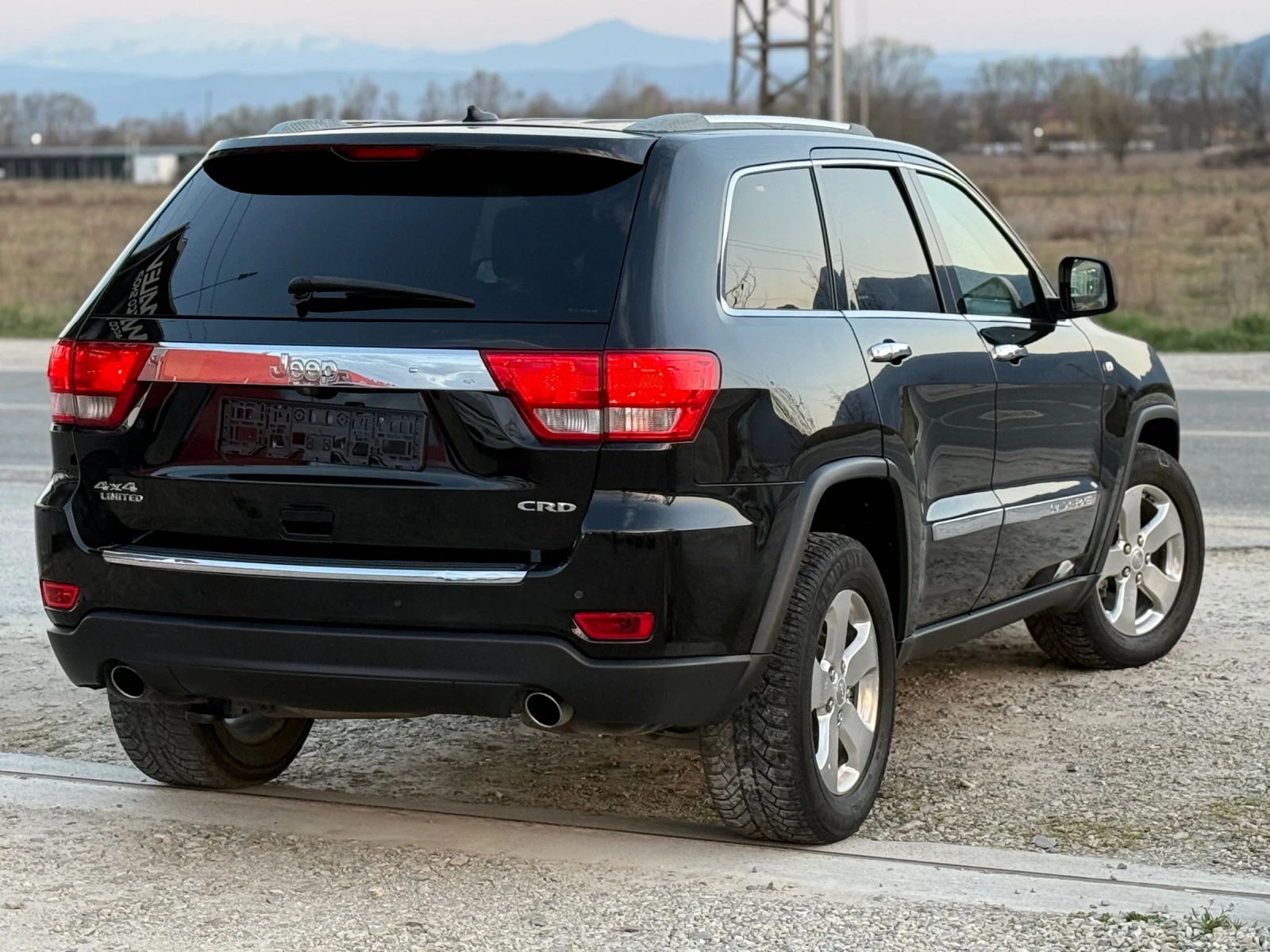 Jeep Grand cherokee 3.0CRD 4 ПОДГРЕВА NAVI CAM ЛИЗИНГ, снимка 5 - Автомобили и джипове - 53850198