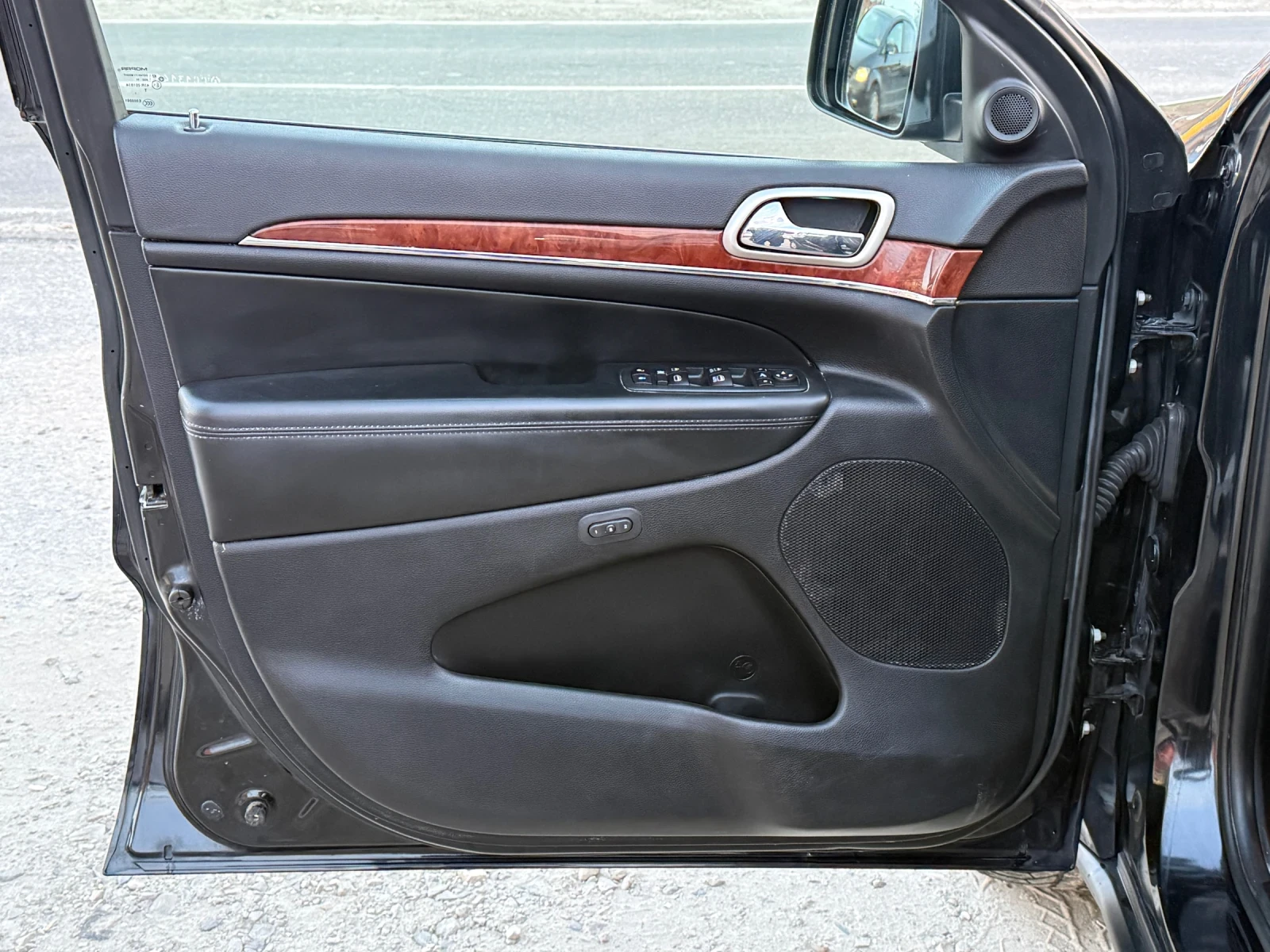 Jeep Grand cherokee 3.0CRD 4 ПОДГРЕВА NAVI CAM ЛИЗИНГ, снимка 7 - Автомобили и джипове - 53850198