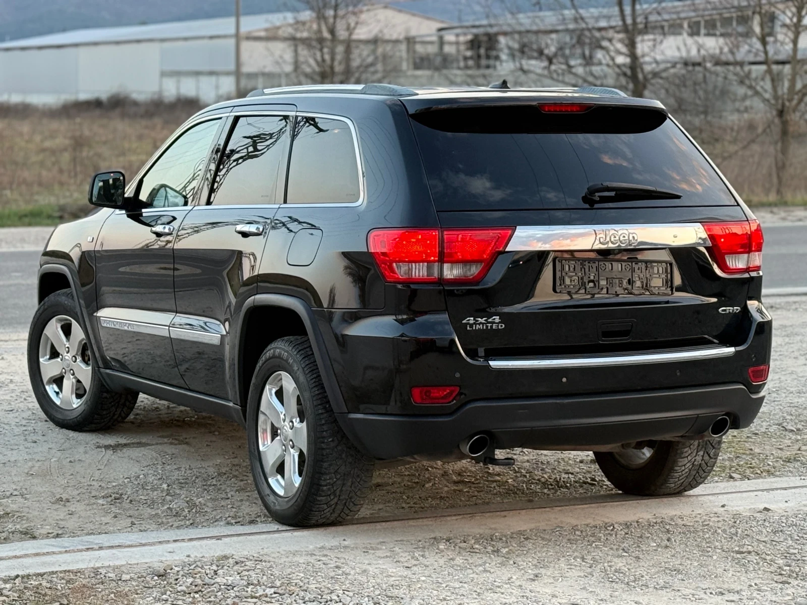 Jeep Grand cherokee 3.0CRD 4 ПОДГРЕВА NAVI CAM ЛИЗИНГ, снимка 3 - Автомобили и джипове - 53850198