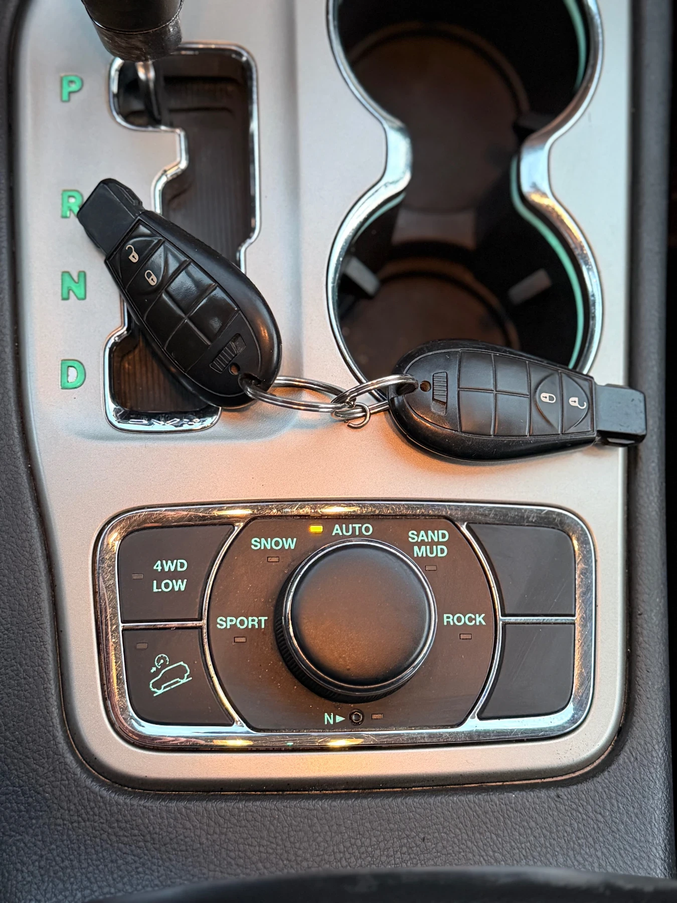 Jeep Grand cherokee 3.0CRD 4 ПОДГРЕВА NAVI CAM ЛИЗИНГ, снимка 17 - Автомобили и джипове - 53850198