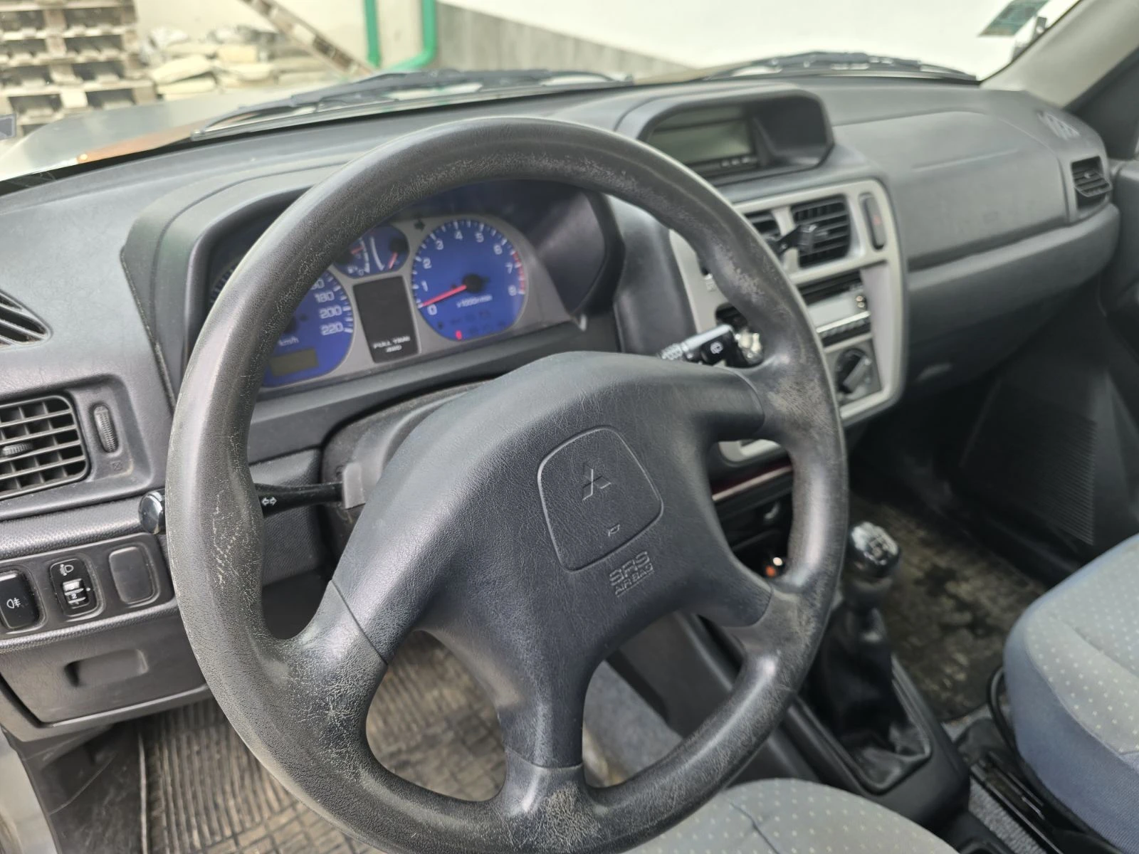 Mitsubishi Pajero pinin, снимка 4 - Автомобили и джипове - 54642114