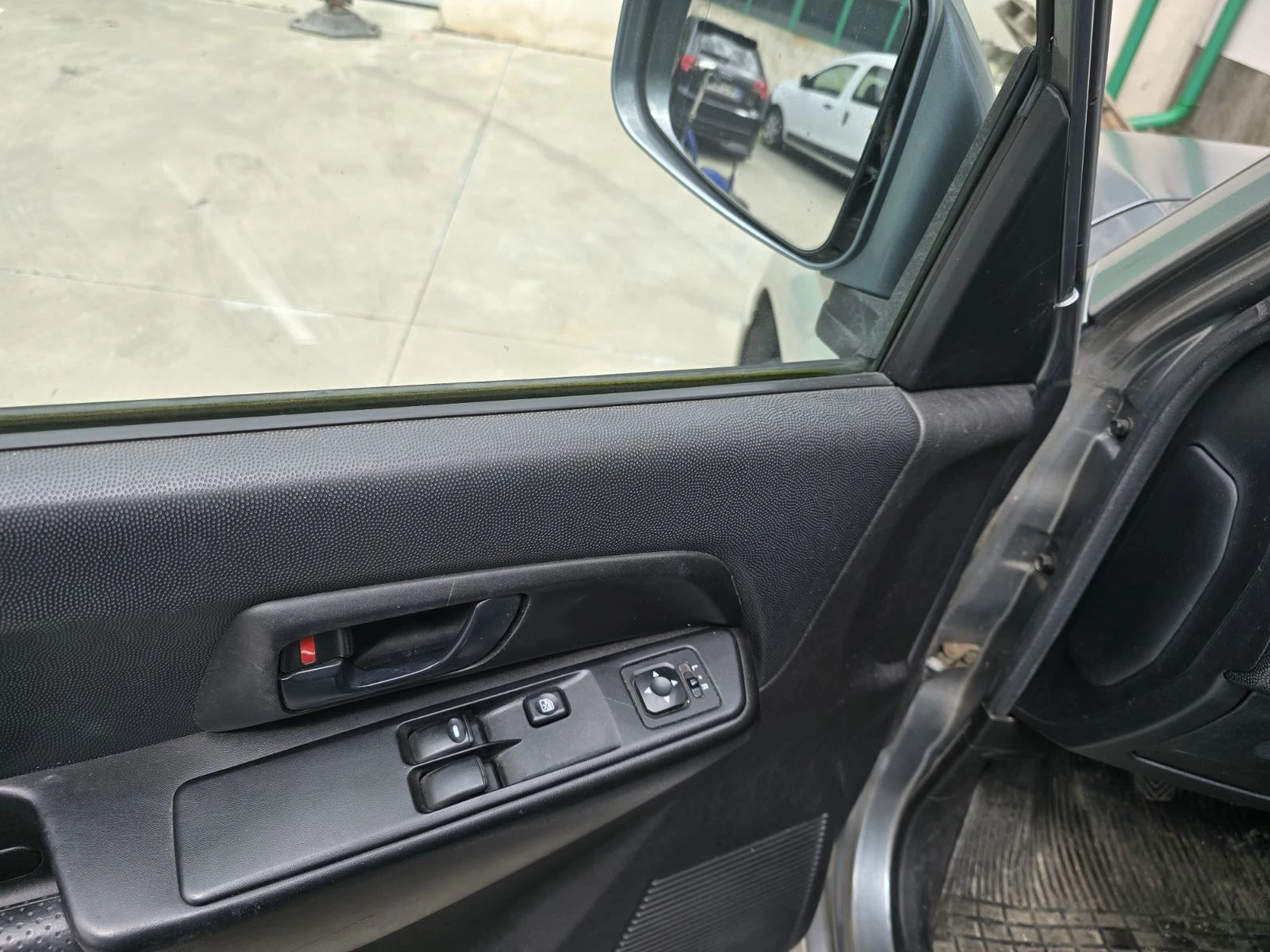 Mitsubishi Pajero pinin, снимка 6 - Автомобили и джипове - 54642114