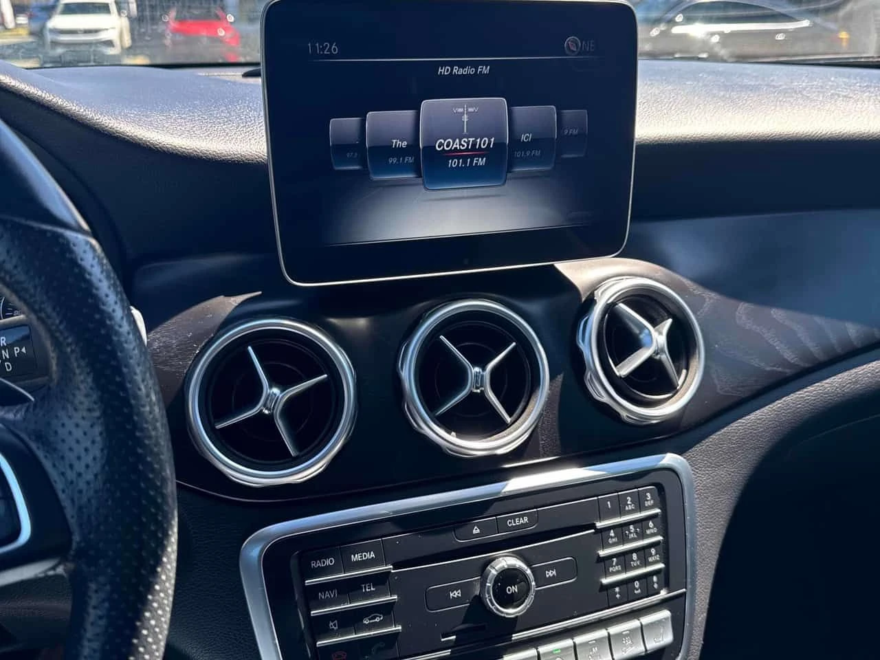 Mercedes-Benz GLA 250 4MATIC/360/ПАНОРАМА/ПОДГРЕВИ/OT MERCEDES, снимка 9 - Автомобили и джипове - 54839389
