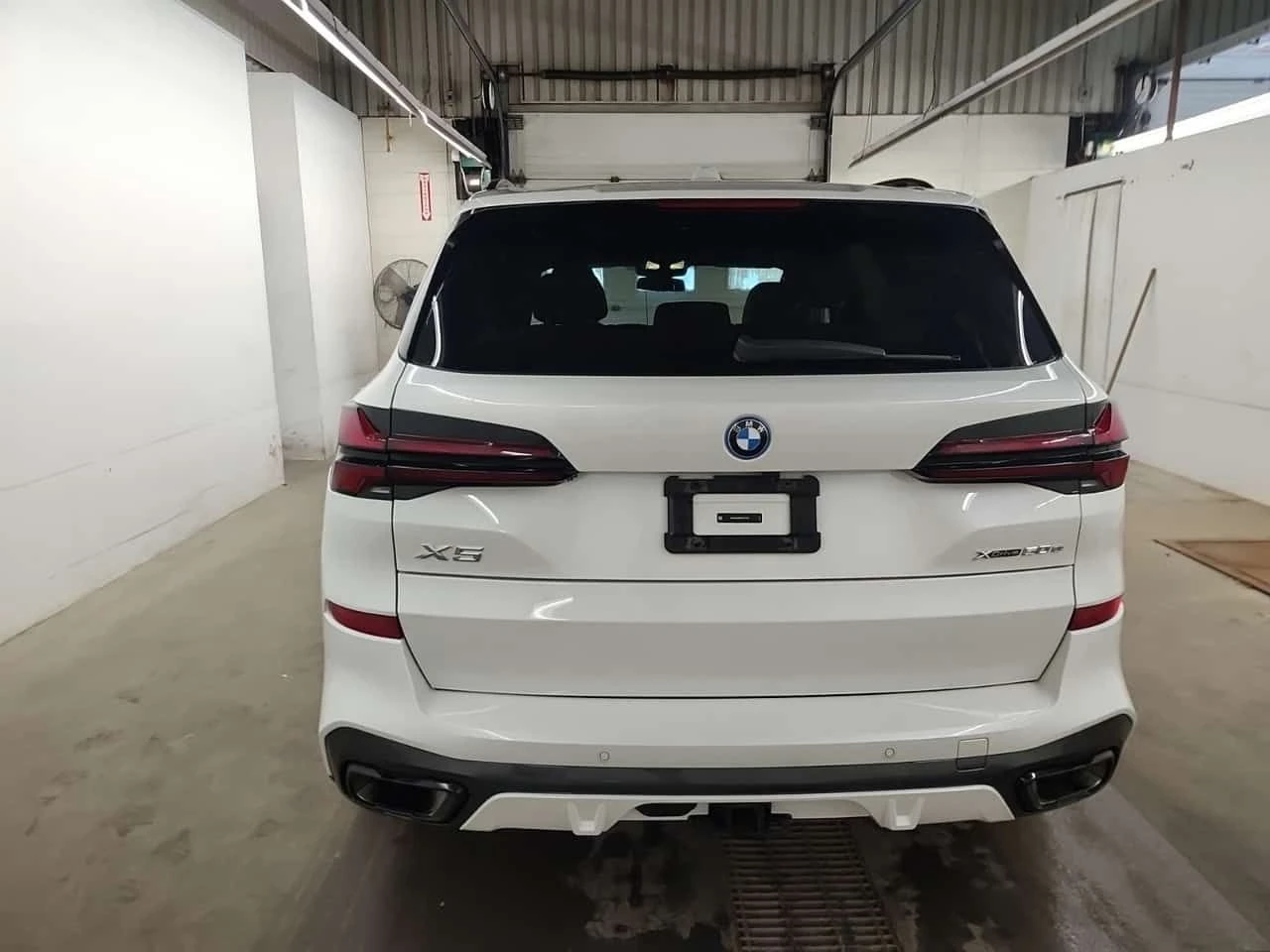 BMW X5  XDRIVE50E | DISTRONIC | 360 | HEAD-UP | H&K | 2K, снимка 5 - Автомобили и джипове - 54946133
