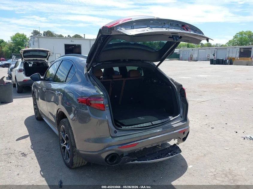 Alfa Romeo Stelvio * ПАНО* KEYLESS* Camera* 360* ПОДГРЕВ* ОБДУХВАНЕ* , снимка 5 - Автомобили и джипове - 55091453