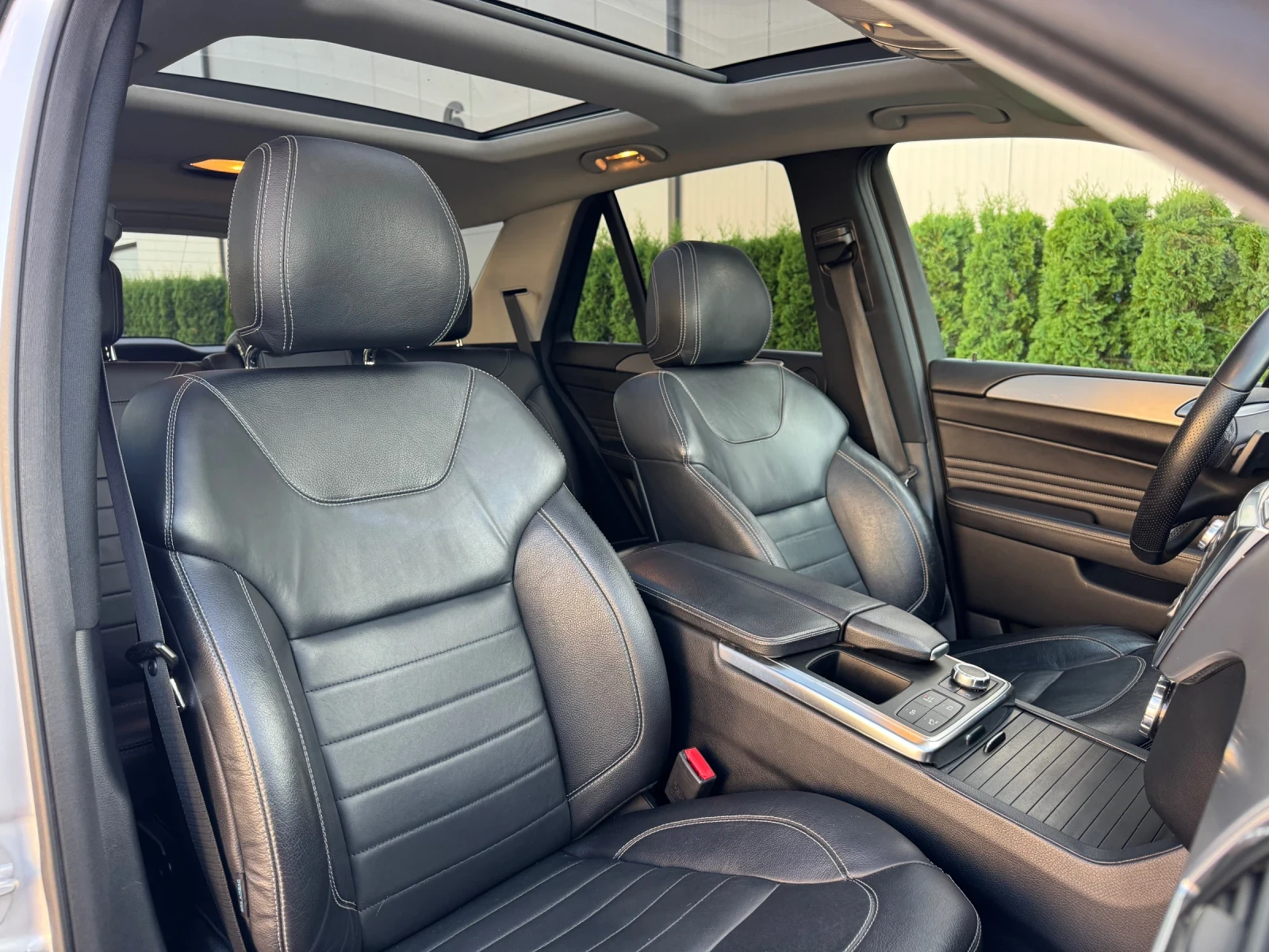 Mercedes-Benz ML 350 CDI 4Matic* Bluetec* Euro6* Панорама, снимка 15 - Автомобили и джипове - 55646744