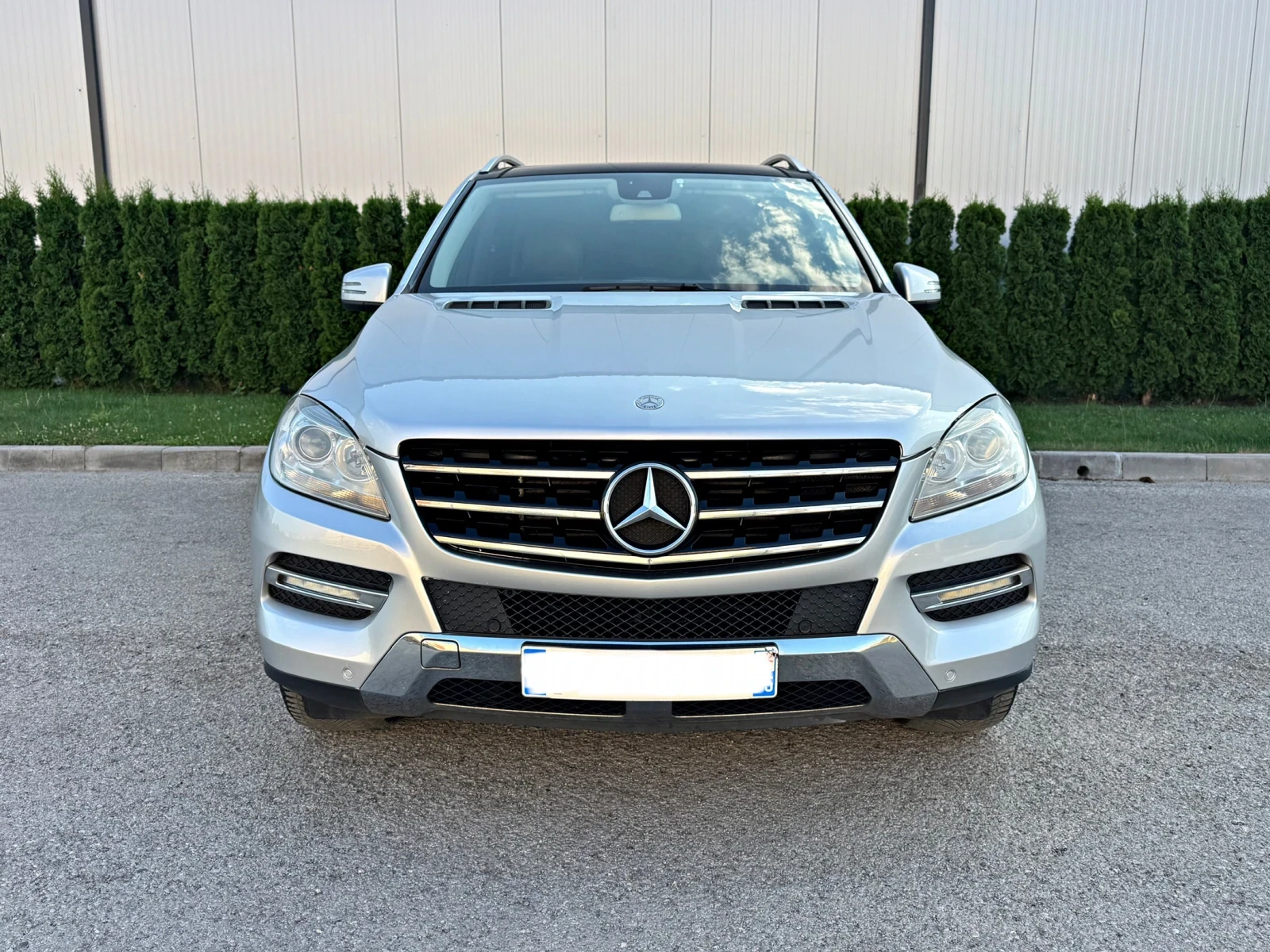 Mercedes-Benz ML 350 CDI 4Matic* Bluetec* Euro6* Панорама, снимка 2 - Автомобили и джипове - 55646744