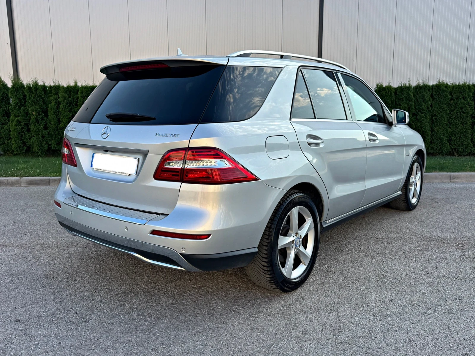 Mercedes-Benz ML 350 CDI 4Matic* Bluetec* Euro6* Панорама, снимка 7 - Автомобили и джипове - 55646744