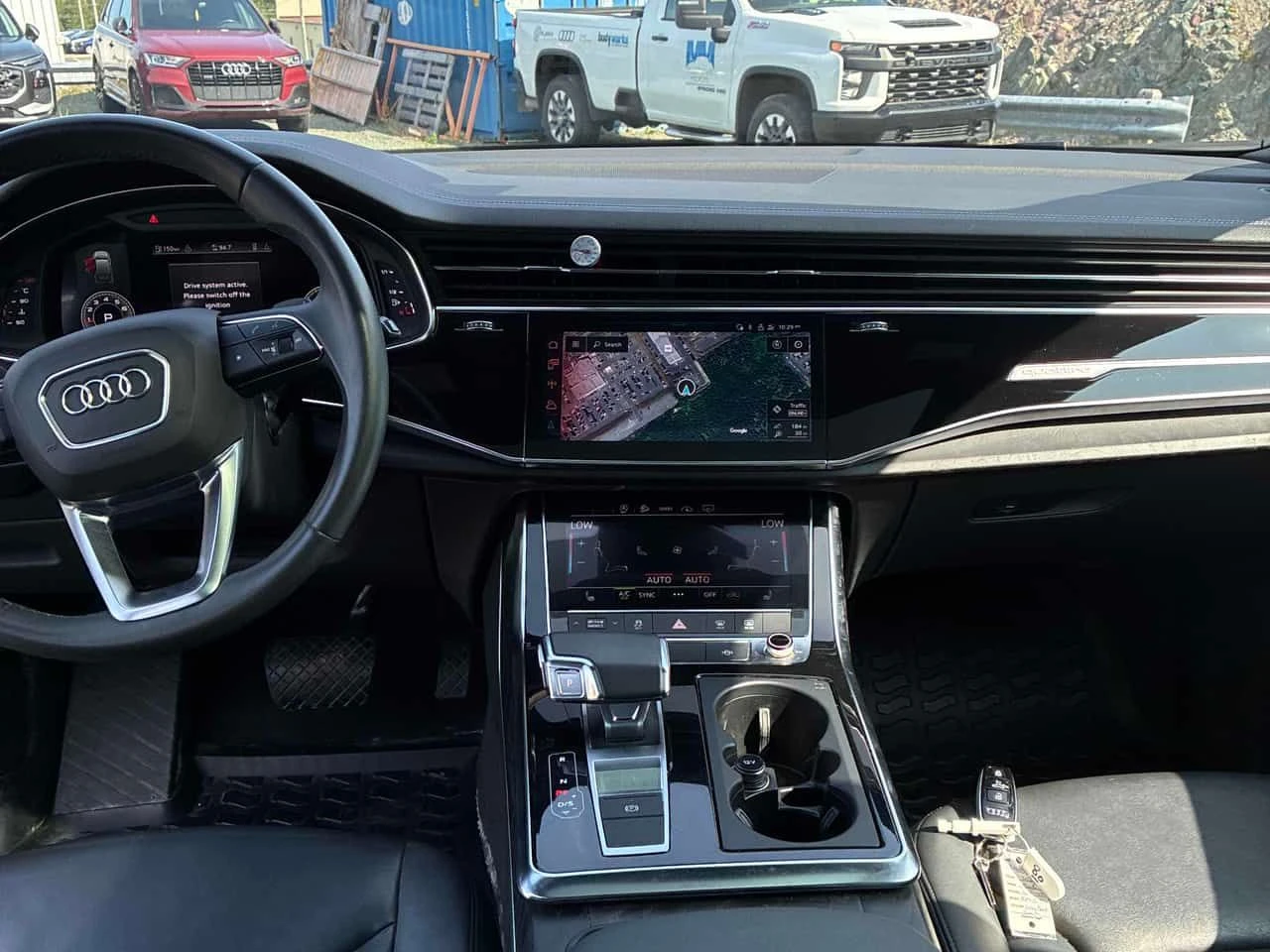 Audi Q7 * Komfort * CARFAX * АВТОКРЕДИТ* , снимка 9 - Автомобили и джипове - 55711341