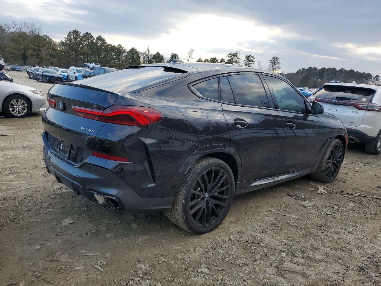 BMW X6 3.0l xDrive40I, снимка 3 - Автомобили и джипове - 55755527