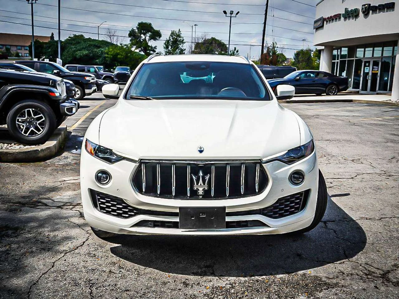 Maserati Levante PANO, снимка 4 - Автомобили и джипове - 56661588