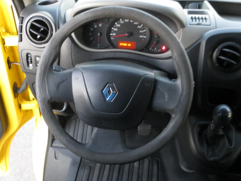 Renault Master 2.3 DCI, снимка 8 - Бусове и автобуси - 52441067