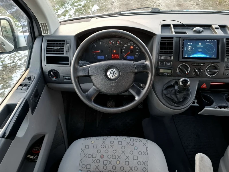 VW T5 2.5 TDI LONG , снимка 8 - Бусове и автобуси - 53175055