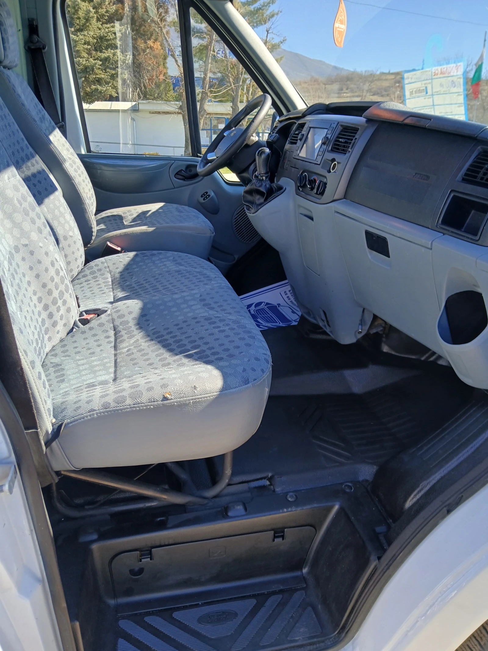 Ford Transit Пътнически 9местен - изображение 8
