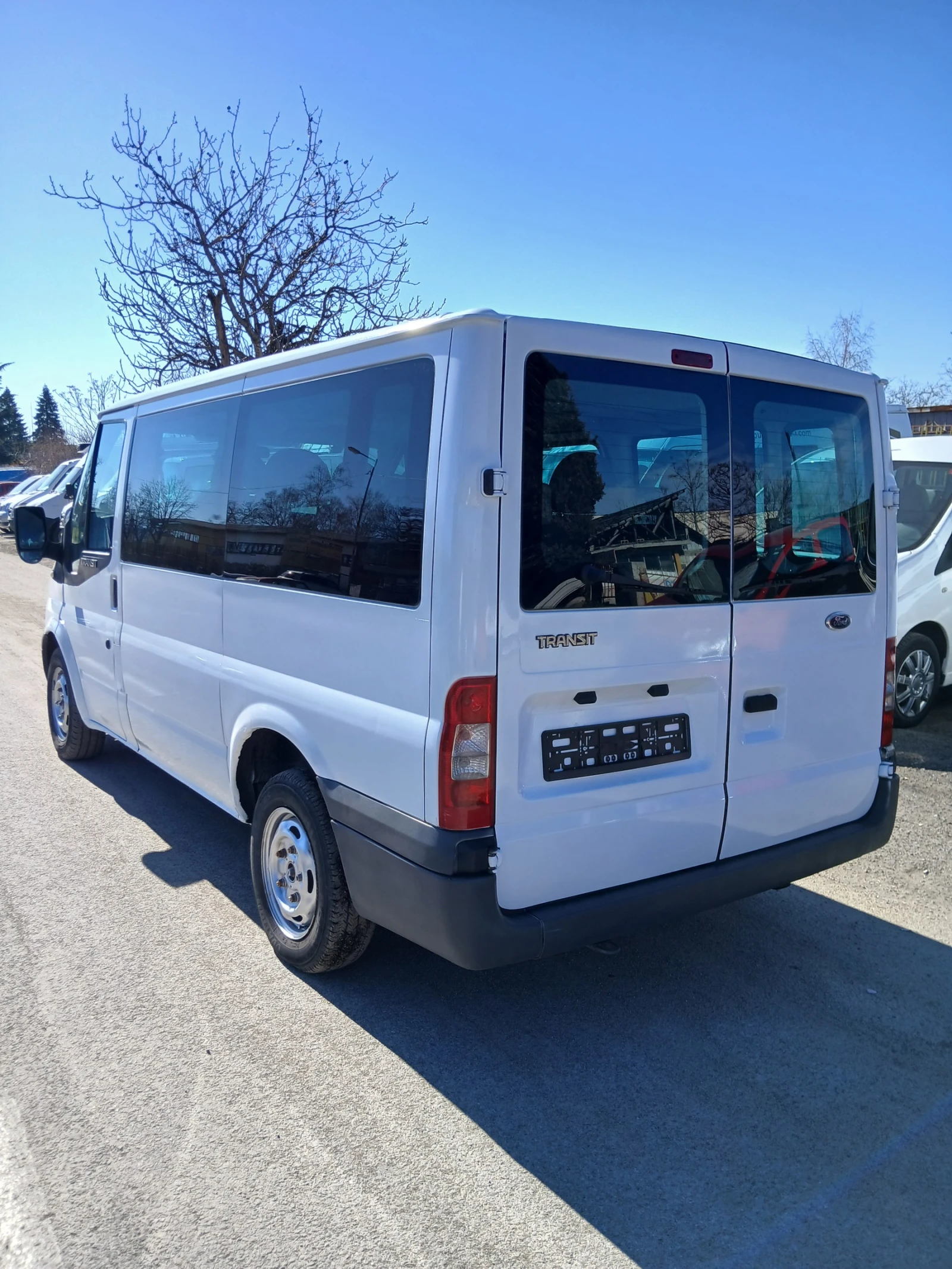 Ford Transit Пътнически 9местен - изображение 5
