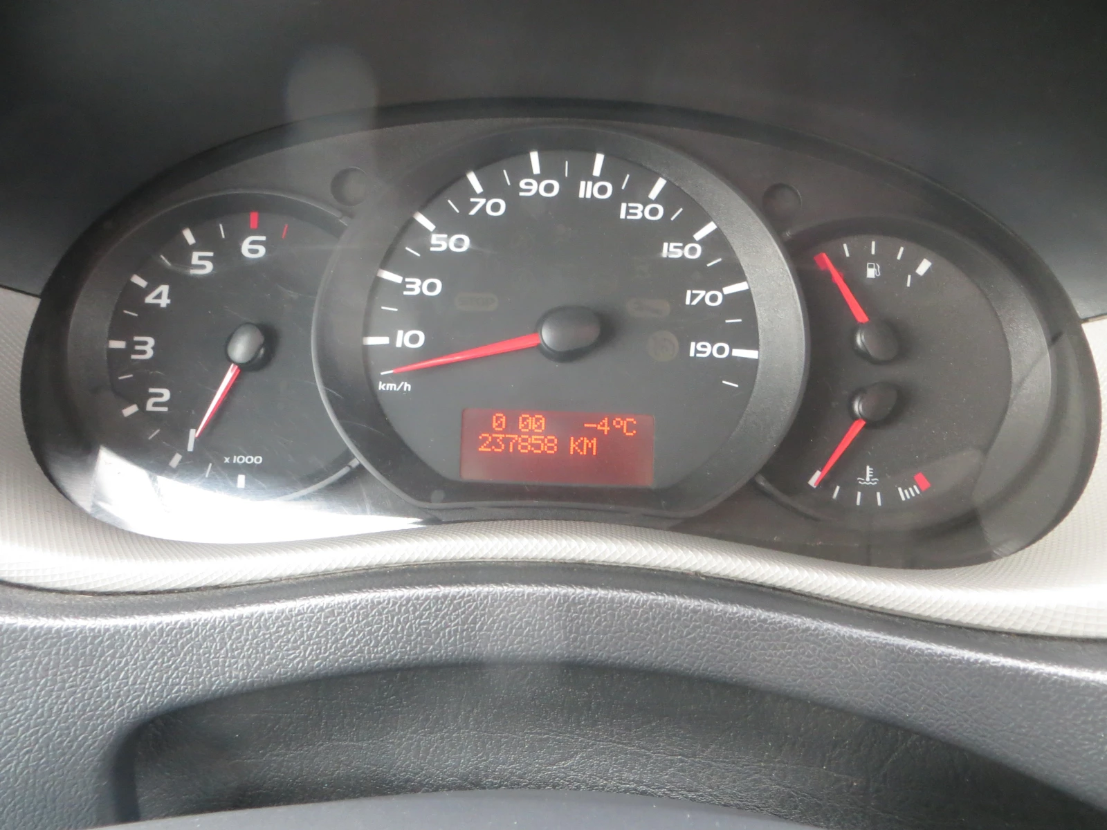 Renault Master 2.3 DCI - изображение 10