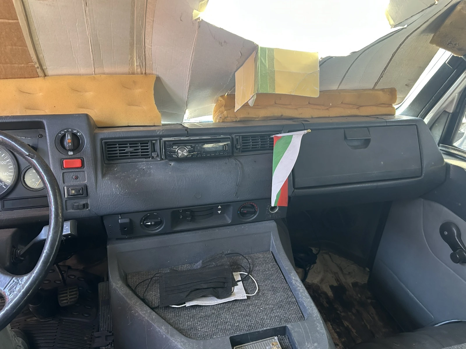 Mercedes-Benz Mb 100, снимка 11 - Бусове и автобуси - 53901912