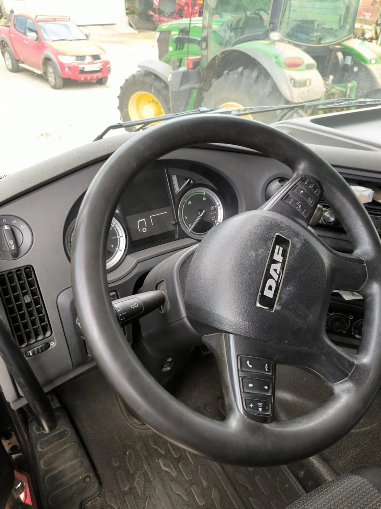 Daf XF 460 - изображение 5