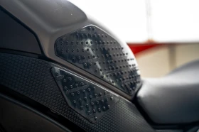 Yamaha YZF-R1 Big Bang CrossPlane, снимка 11