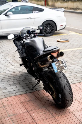 Yamaha YZF-R1 Big Bang CrossPlane, снимка 2