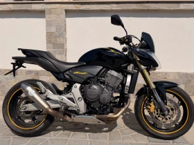 ����� �� �������� �� Honda Hornet 600i LeoVince