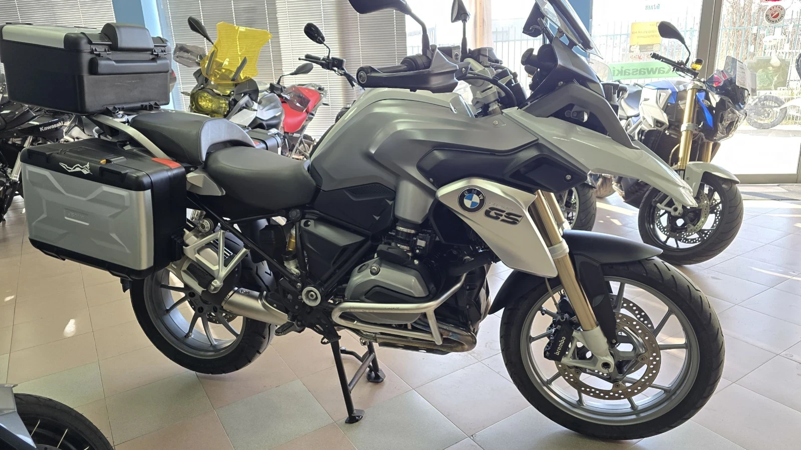 BMW R 1200 GS Като нов !!! Лизинг !, снимка 4 - Мотоциклети и мототехника - 53799728