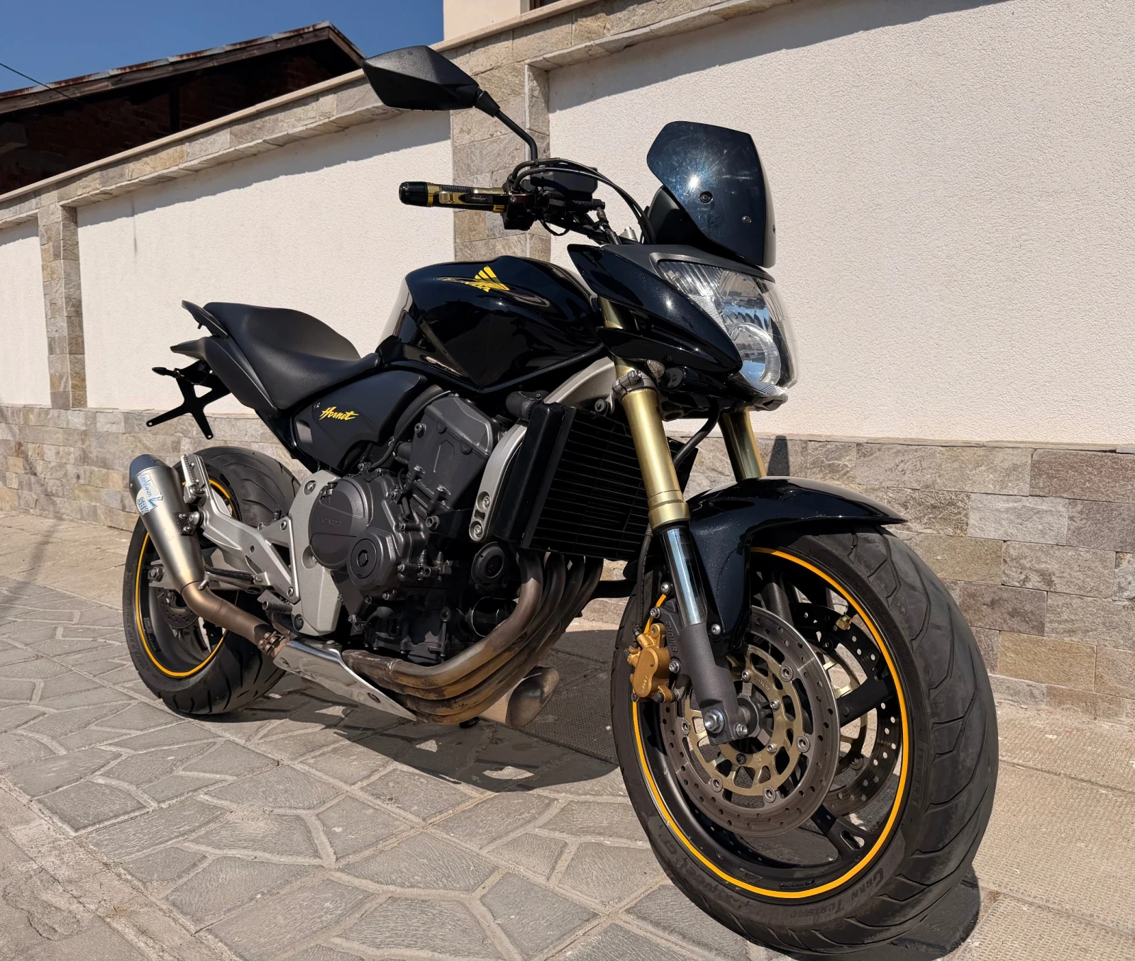 Honda Hornet 600i LeoVince