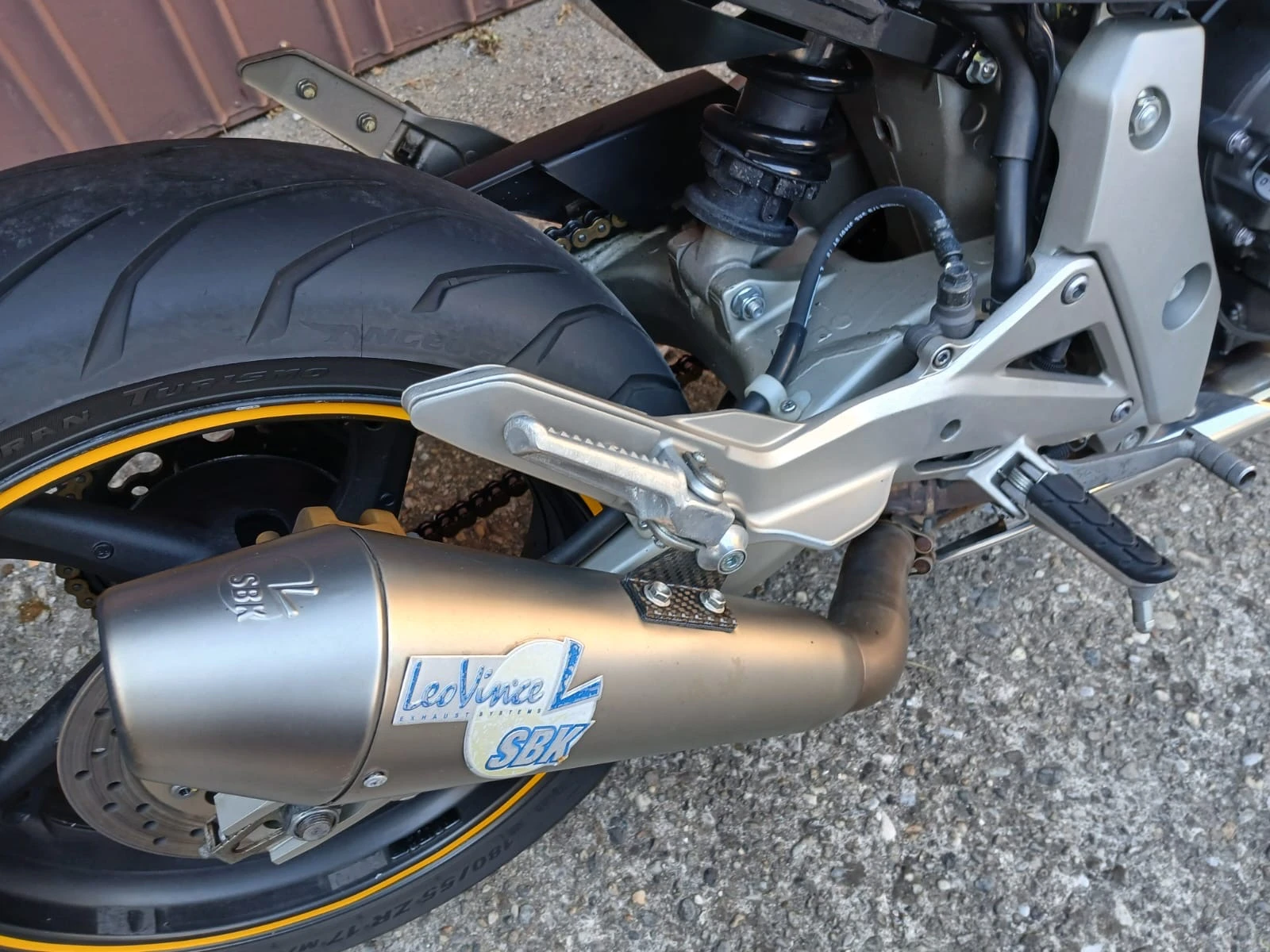 Honda Hornet 600i LeoVince, снимка 15 - Мотоциклети и мототехника - 55178298