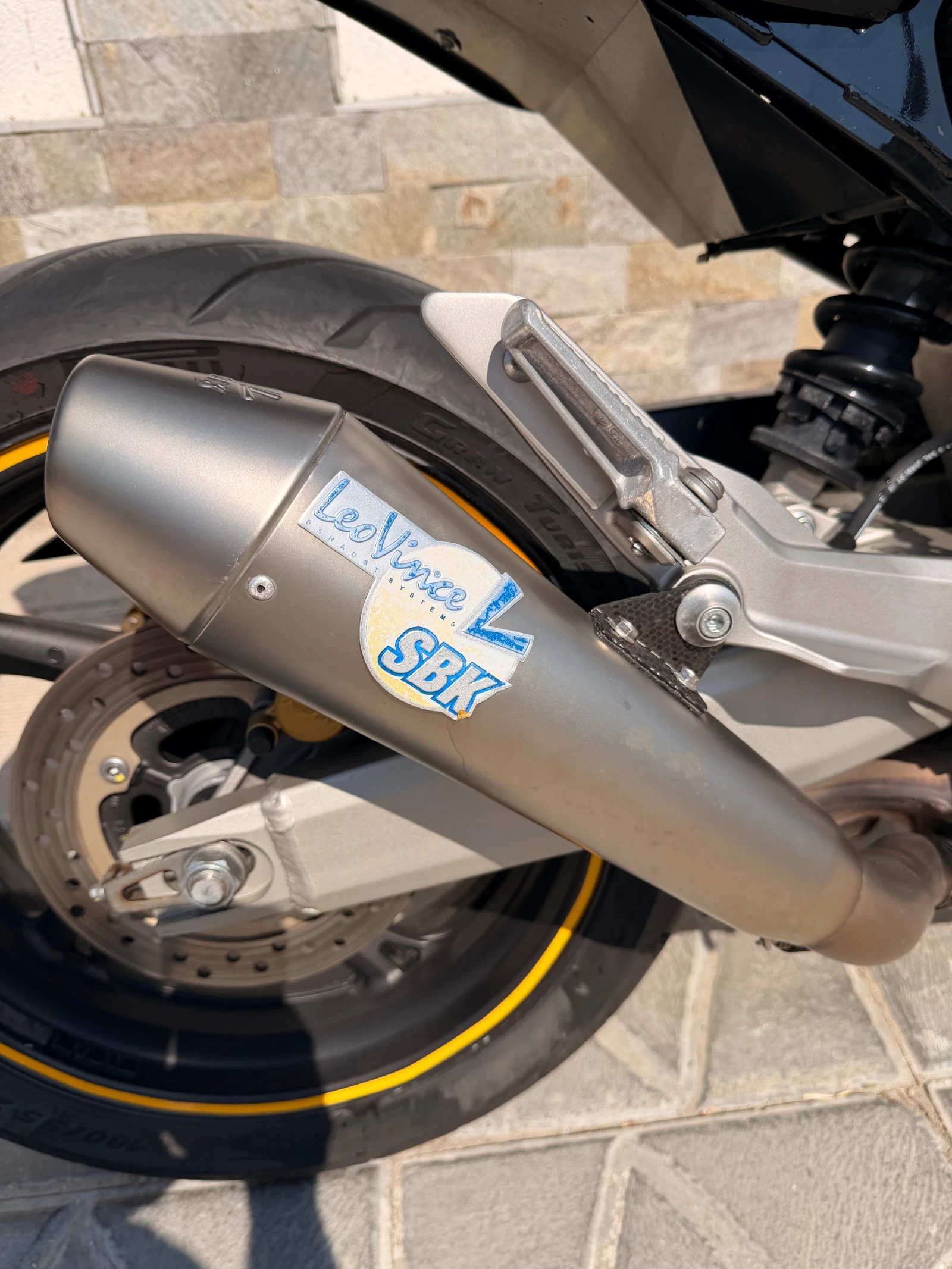 Honda Hornet 600i LeoVince, снимка 9 - Мотоциклети и мототехника - 55456546