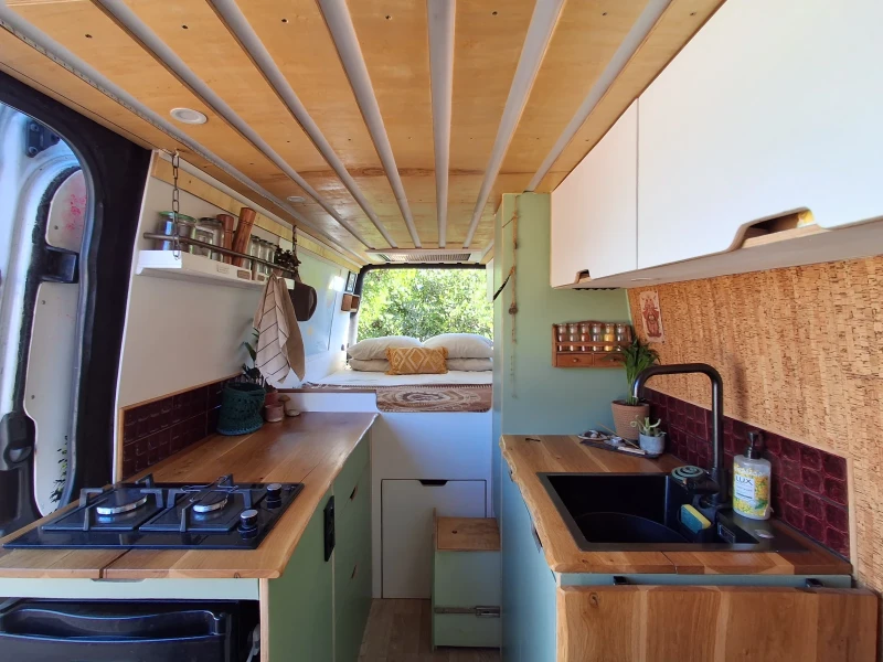 Кемпер Други Sprinter 316CD1
                

                гр. Пловдив
                вчера

                                    39 990 лв 
                    20 446,49 €