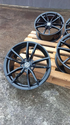 Джанти за VW, снимка 2 - Гуми и джанти - 52437731