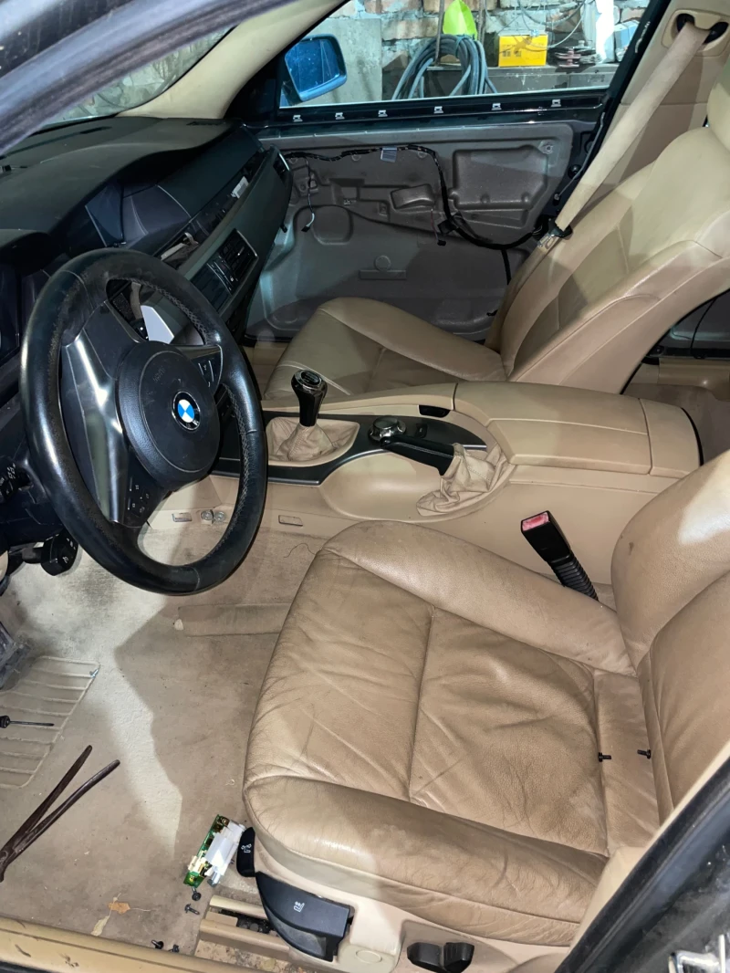 BMW 525 525Xi, снимка 5 - Автомобили и джипове - 47235323